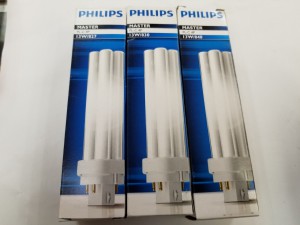 Philips master PL-C 4P 13w/830 筷子管-10支裝